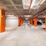 Xpce Sky Towers - Parking Free
