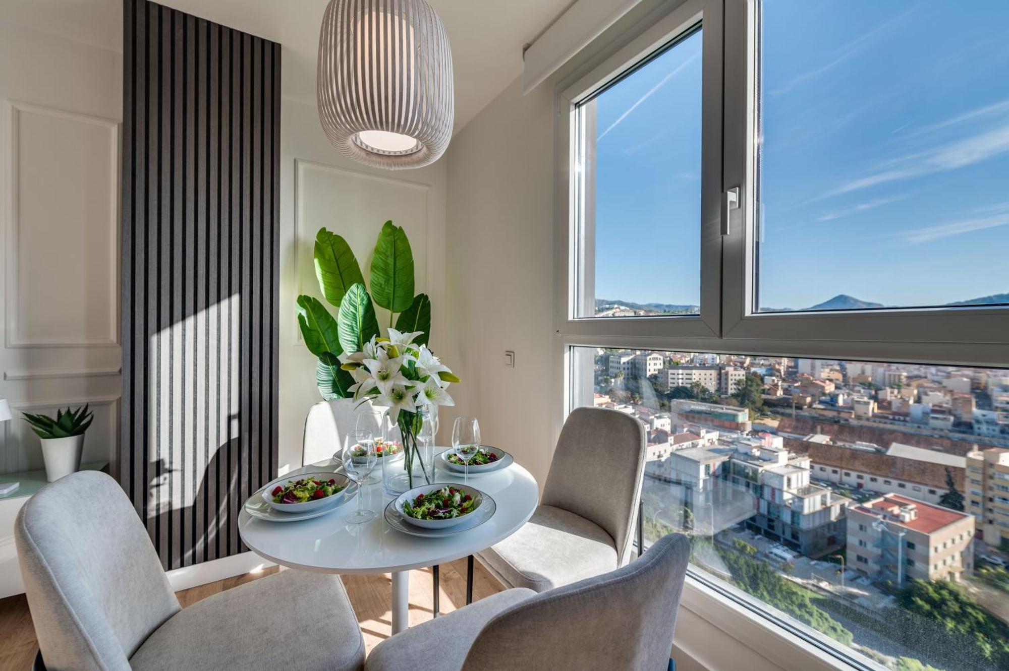 Xpce Sky Towers - Parking Free Apartamento